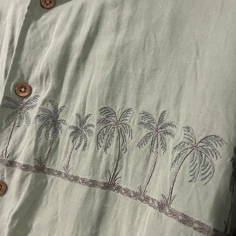 Y2K Sage Green Vintage Quicksilver Edition Premium Brand Button-Up Shirt Men L